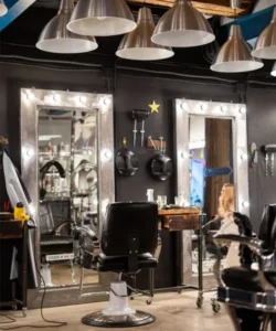 Say goodbye to salon chaos in Dubai! Salon POS - your one-stop shop for bookings, payments & insights.